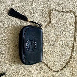 Gucci black leather bag